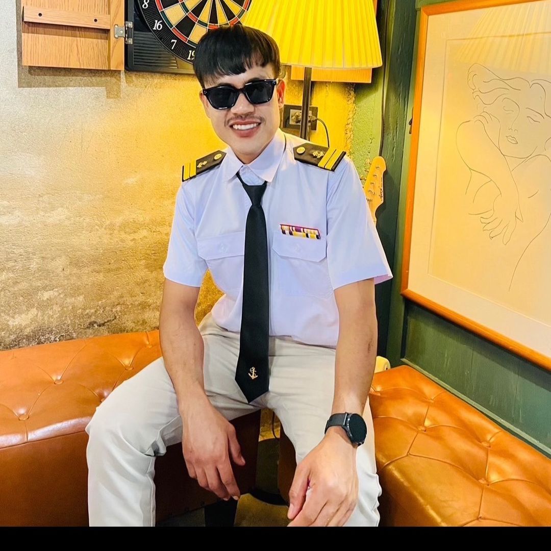 บ่าวยิ้มหวาน😁😍