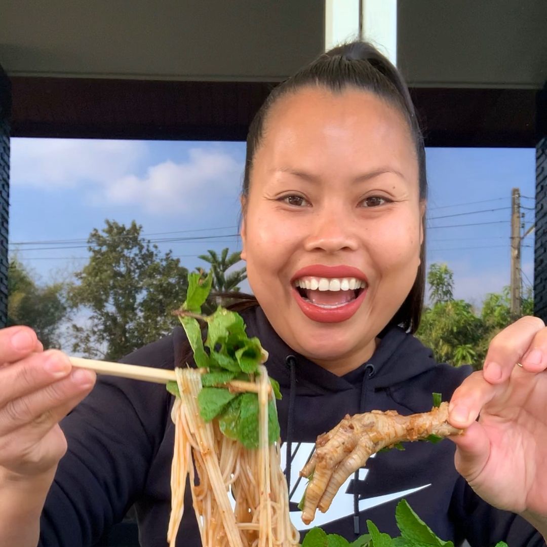 สาวเจ้ย