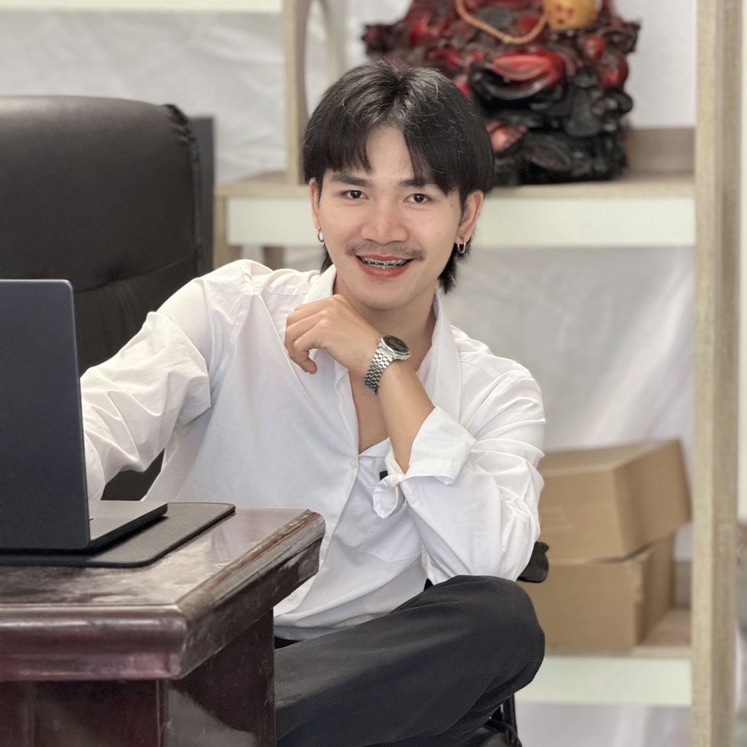 นุนิค อนุชา(คนนี้ไง😄)