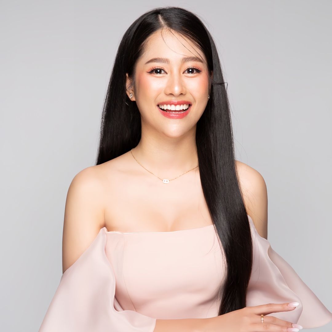 Pear Peva (แพร พีว่า)