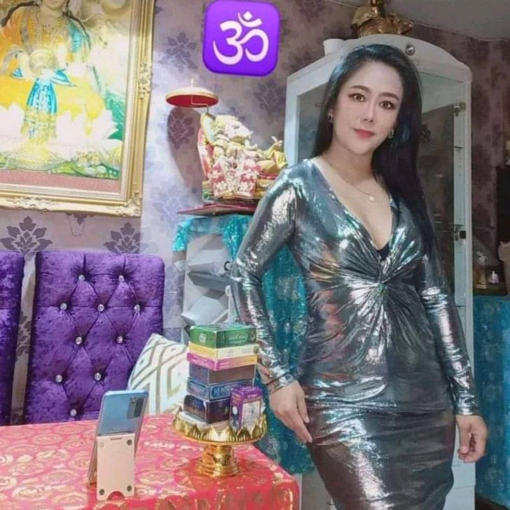 อาจารย์แม่ธิดาบารมี